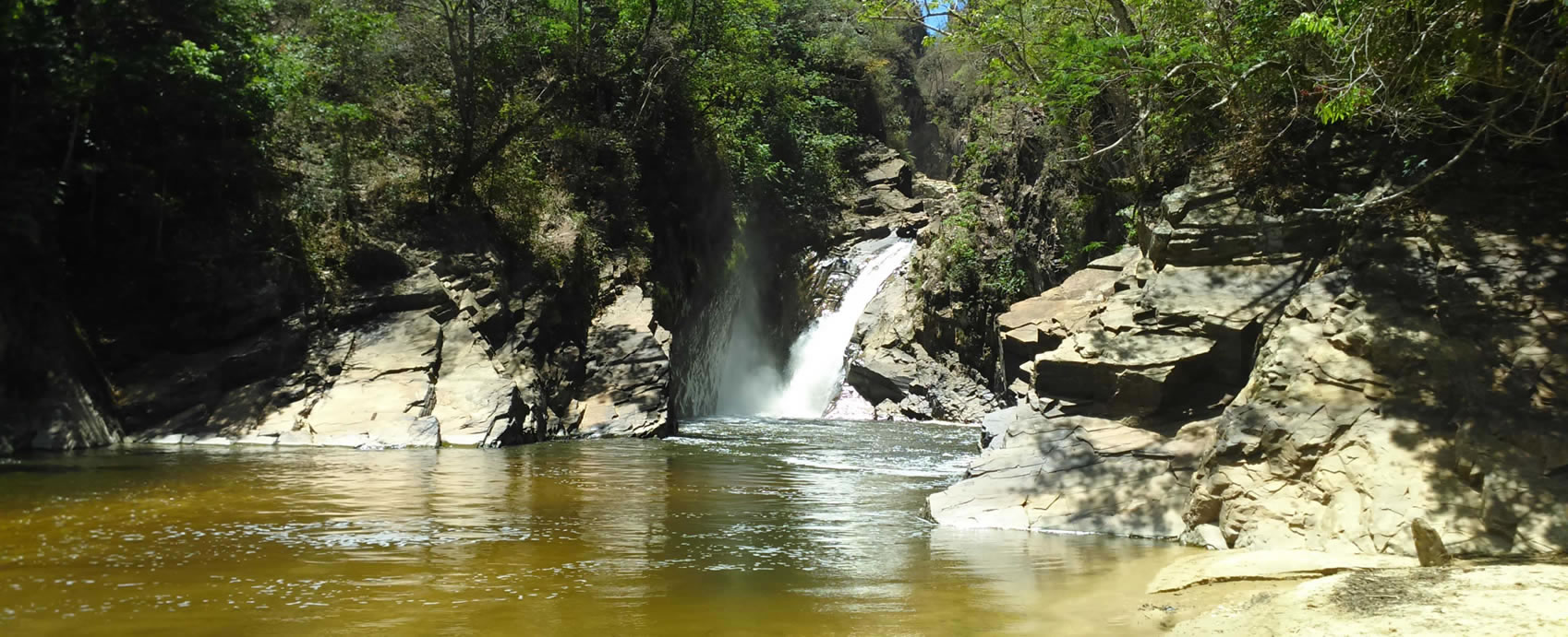 Cachoeiras - Pousada Villa Canastra